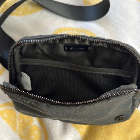 lululemon athletica Black Belt Bag Sleek Minimalist Design - Picture 2 of 4